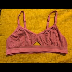 Richer Poorer cutout bralette. New without tags.